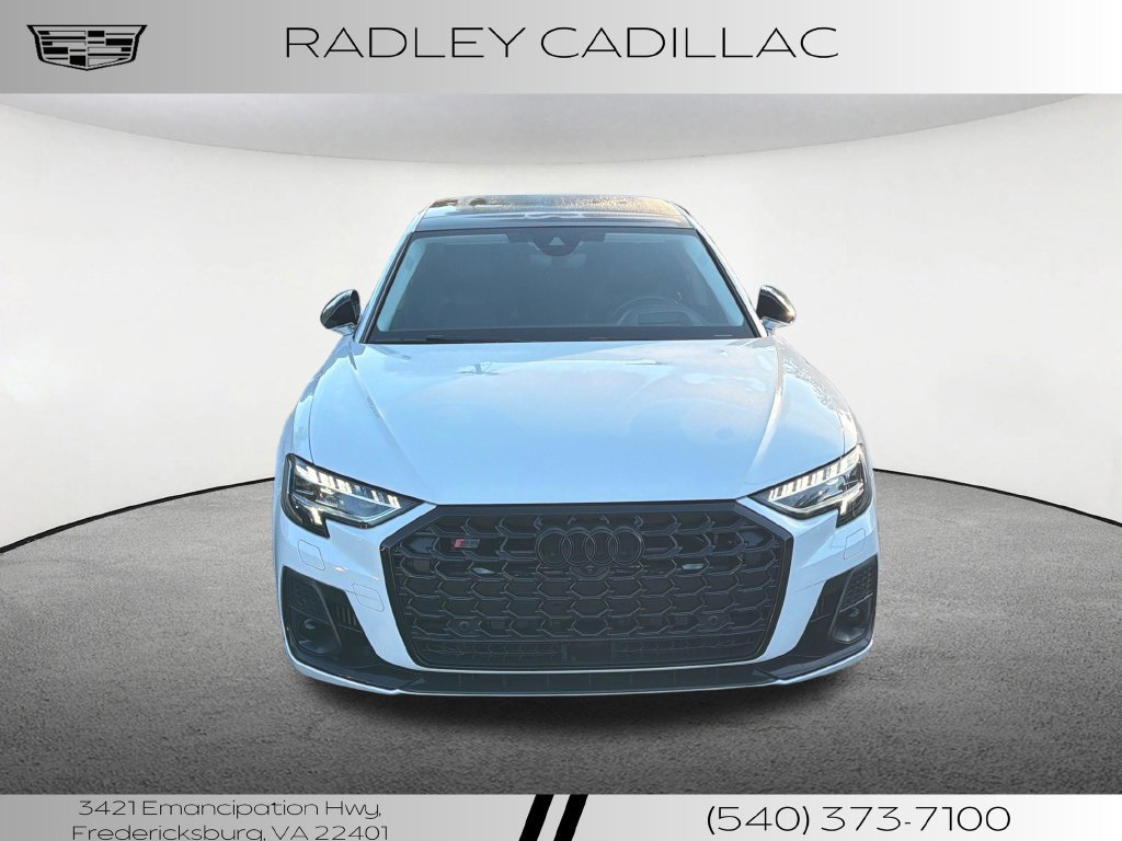 Used 2022 Audi S8 w/ S8 Comfort Plus Package AWD/4WD image 23