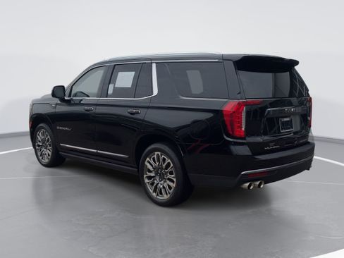 Used 2023 GMC Yukon Denali Ultimate AWD/4WD image 5