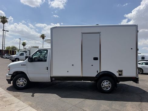 Used 2024 Ford E-350 and Econoline 350 Super Duty w/ Power Windows & Locks Group RWD image 6