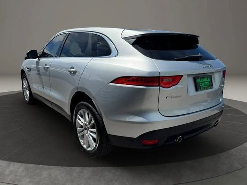 Used 2017 Jaguar F-PACE Prestige image 7