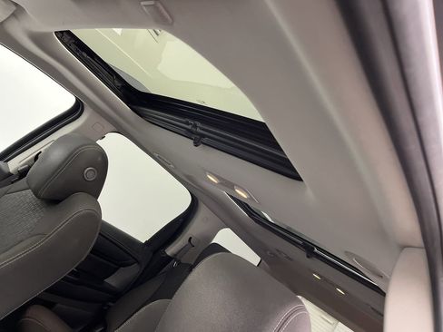 Used 2015 GMC Acadia SLE FWD image 6