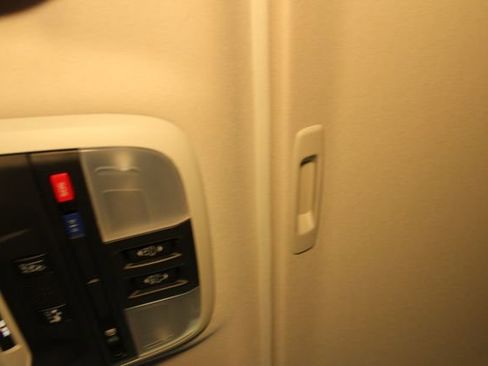 Used 2022 Subaru Crosstrek 2.5i Limited w/ Moonroof Package 2 image 30