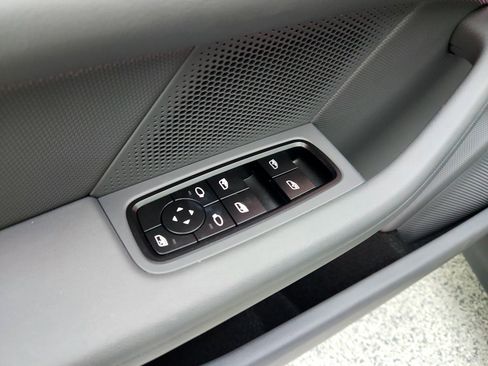 Used 2023 Porsche Taycan RWD image 23