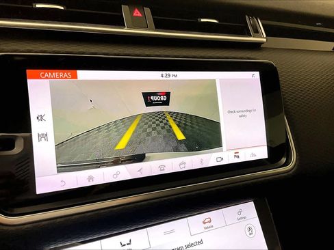 Used 2020 Land Rover Range Rover Velar R-Dynamic S AWD/4WD image 25