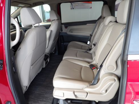 Used 2023 Honda Odyssey EX-L image 12