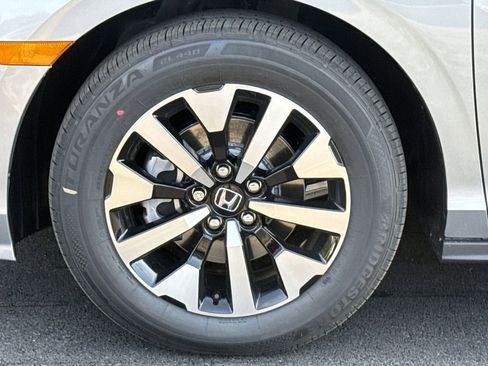 New 2026 Honda Odyssey EX-L image 19