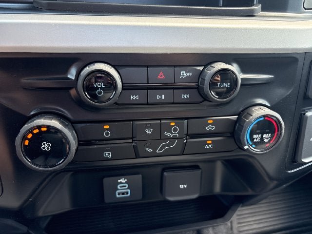 New 2026 Ford F550 4x4 Regular Cab Super Duty image 21