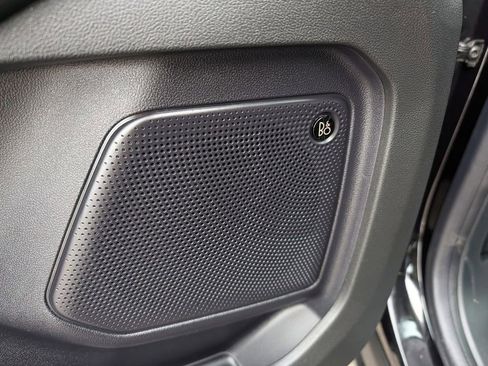 Certified 2023 Ford Escape Platinum w/ Premium Technology Package image 11