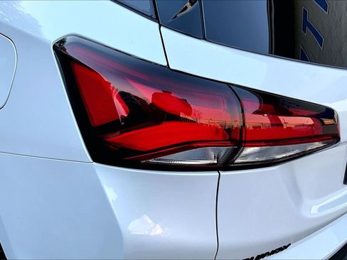 Used 2023 Chevrolet Equinox RS image 28