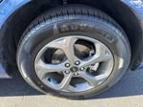 Used 2023 Ford Escape ST-Line image 5