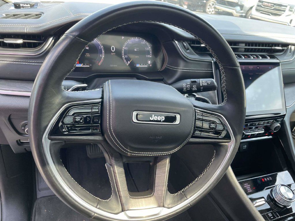 Used 2022 Jeep Grand Cherokee L Overland w/ MOPAR Finishing Package AWD/4WD image 17
