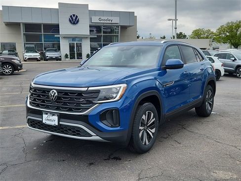 New 2025 Volkswagen Atlas Cross Sport SE image 4