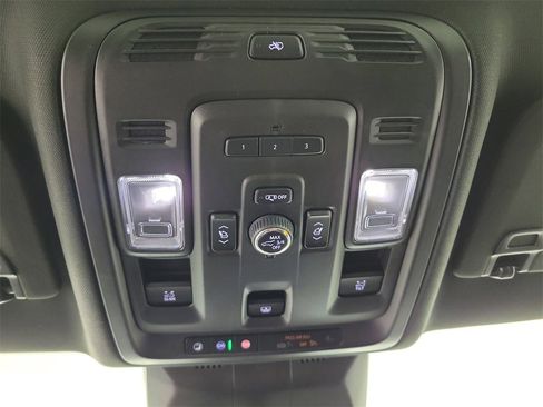 Certified 2023 Cadillac Escalade ESV Premium Luxury image 29