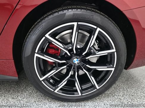 Used 2025 BMW i4 eDrive40 w/ M Sport Package RWD image 36