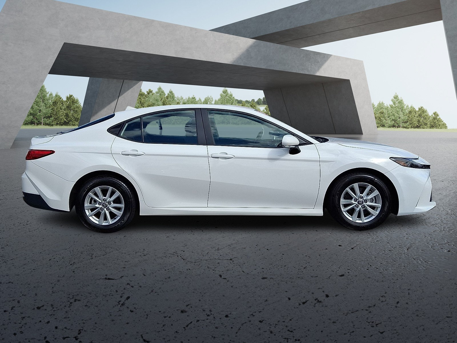 Certified 2025 Toyota Camry LE FWD image 7