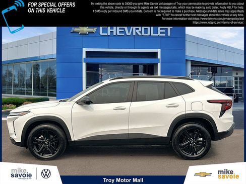 Certified 2025 Chevrolet Trax ACTIV w/ Driver Confidence Package FWD image 2