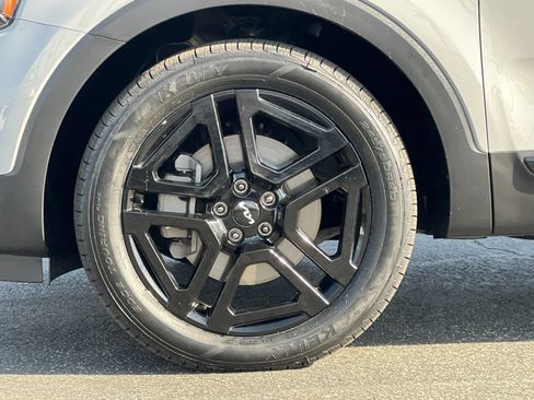 Certified 2024 Kia Telluride SX Prestige X-Line AWD/4WD image 26