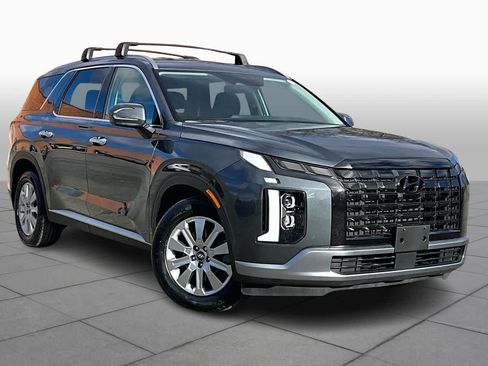 Used 2023 Hyundai Palisade SEL AWD/4WD image 3