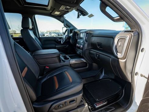 Used 2023 GMC Sierra 2500 AT4 w/ AT4 Premium Plus Package AWD/4WD image 13
