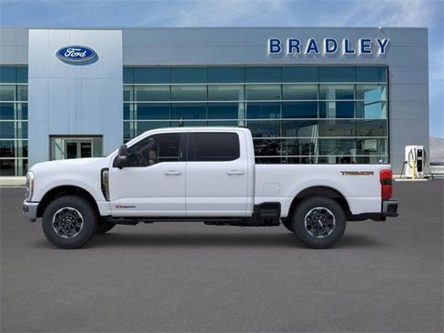 New 2025 Ford F250 Lariat w/ Lariat Ultimate Package image 3