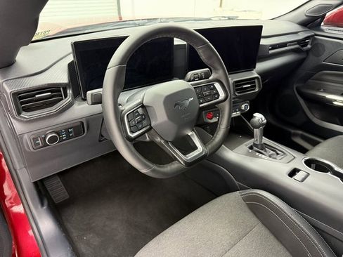 Used 2024 Ford Mustang Coupe image 8