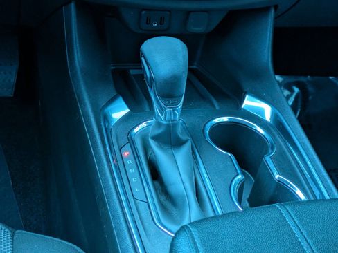 Certified 2023 Chevrolet Traverse LT FWD image 20