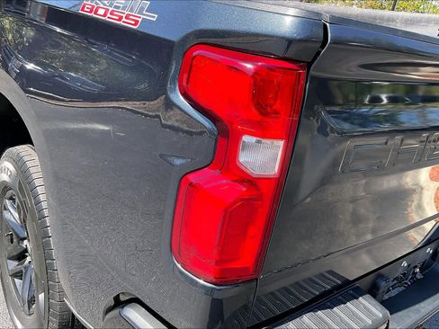 Used 2021 Chevrolet Silverado 1500 LT Trail Boss w/ Convenience Package II image 28