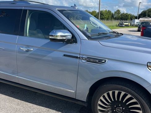 Used 2018 Lincoln Navigator Black Label w/ Cargo Package AWD/4WD image 5