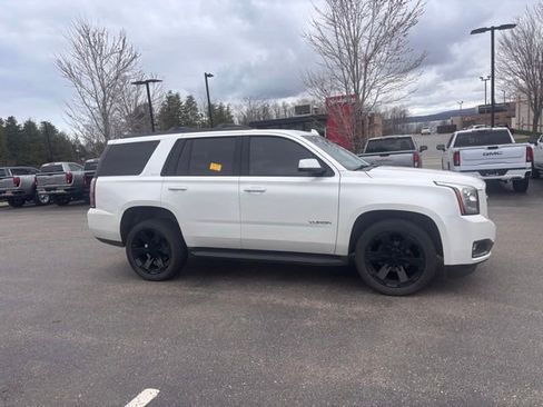 Used 2019 GMC Yukon SLT w/ Graphite Performance Edition AWD/4WD image 4