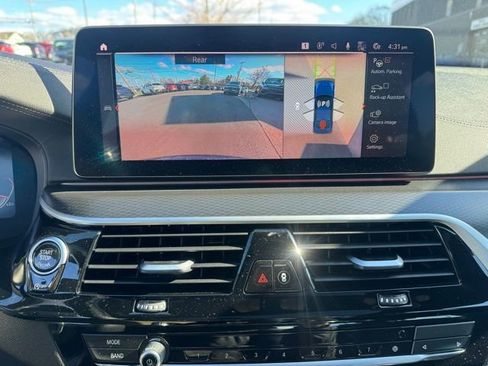 Used 2023 BMW M550i xDrive image 29