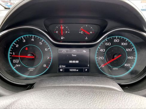 Used 2018 Chevrolet Cruze LS image 24