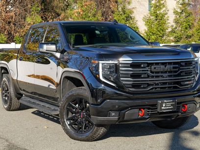 Used 2024 GMC Sierra 1500 AT4 w/ Technology Package