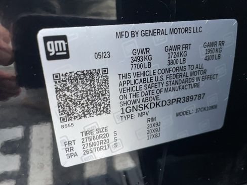 Used 2023 Chevrolet Suburban Z71 w/ Luxury Package image 25