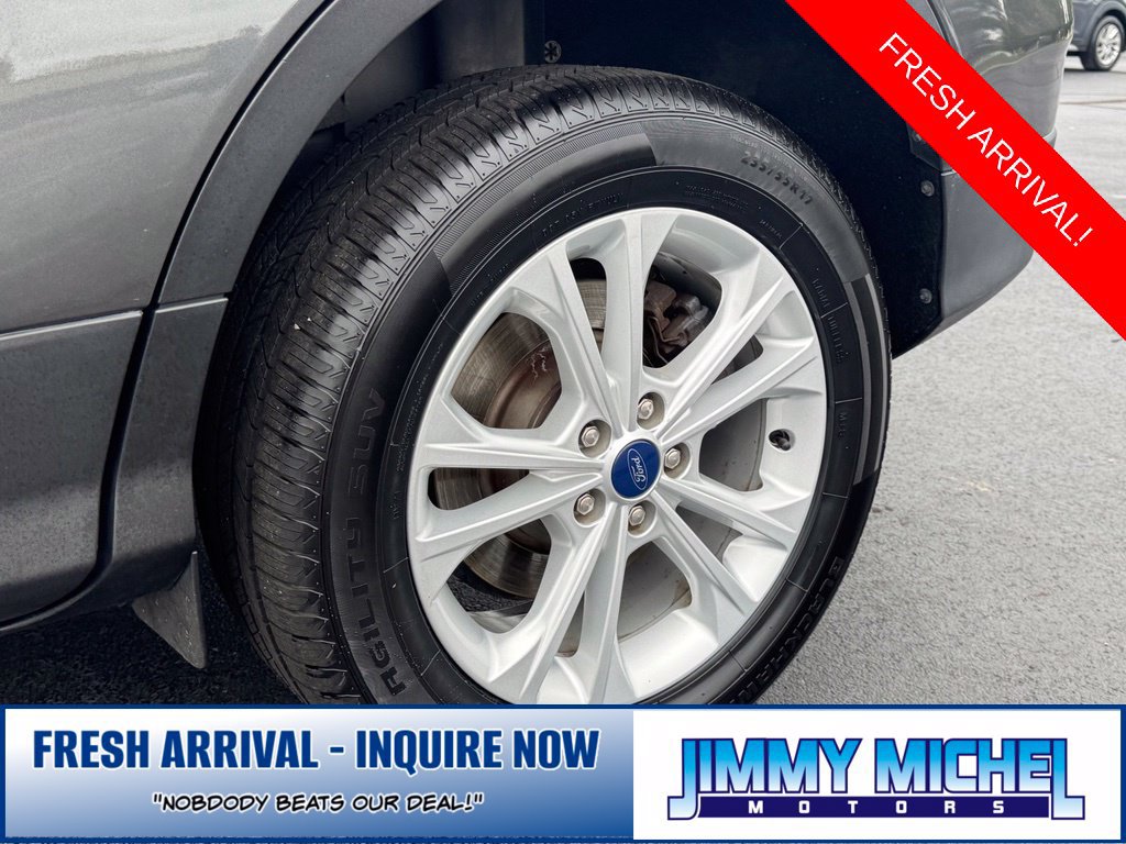 Used 2017 Ford Escape SE w/ SE Cold Weather Package FWD image 31