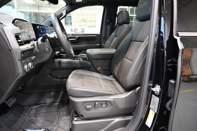 New 2026 Chevrolet Tahoe High Country AWD/4WD image 11