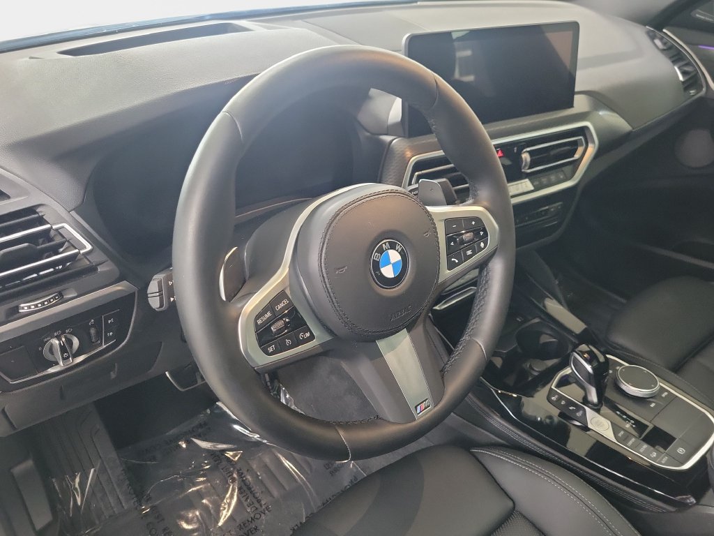 Certified 2024 BMW X4 xDrive30i w/ M Sport Package AWD/4WD image 16