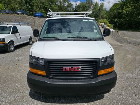 New 2025 GMC Savana 2500 w/ Driver Convenience Package image 24