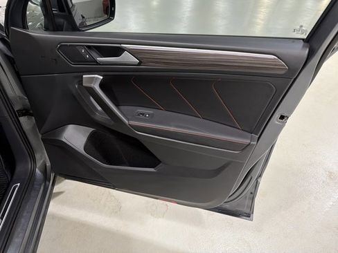 Certified 2024 Volkswagen Tiguan Wolfsburg Edition FWD image 38