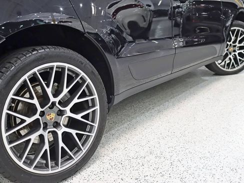 Used 2021 Porsche Macan S w/ Premium Package AWD/4WD image 12