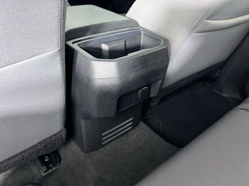 Used 2025 Toyota Tacoma TRD Sport image 21