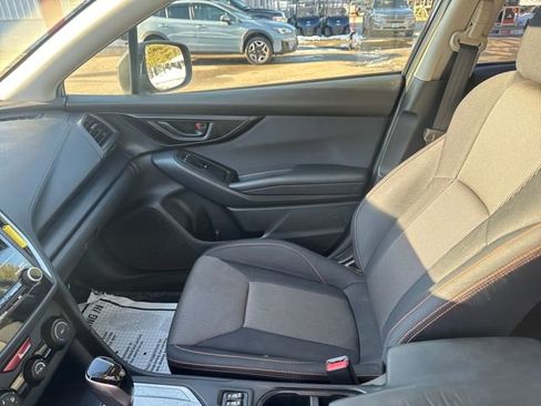 Used 2018 Subaru Crosstrek 2.0i Premium w/ Moonroof Package image 19