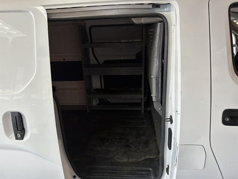 Used 2015 Nissan NV200 S w/ Cruise Control Package FWD image 21