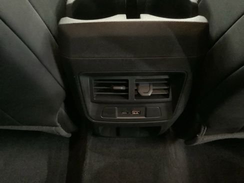 Used 2023 GMC Canyon AT4 image 30