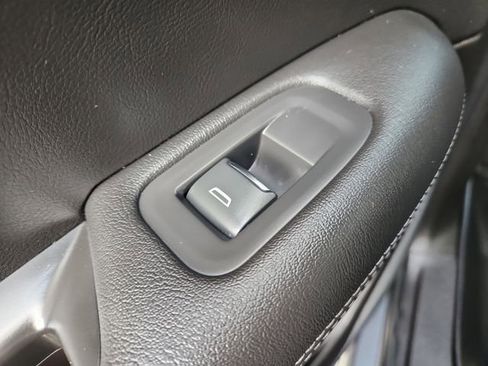 Certified 2021 Cadillac XT5 Premium Luxury FWD image 11