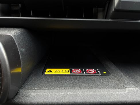 Used 2026 Toyota RAV4 XSE AWD/4WD image 32