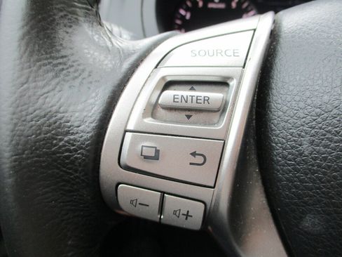 Used 2015 Nissan Altima 2.5 SV w/ Convenience Package FWD image 33