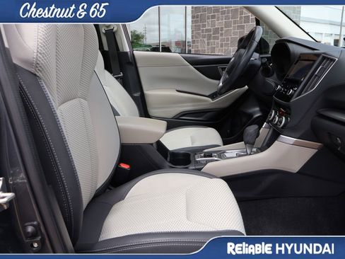 Used 2023 Subaru Forester Premium AWD/4WD image 10