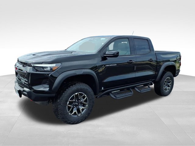 New 2026 Chevrolet Colorado ZR2 w/ Technology Package AWD/4WD image 4
