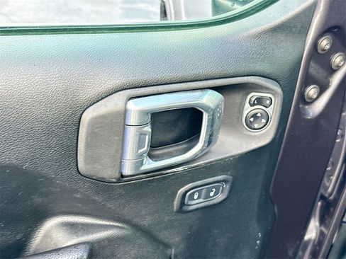 Used 2021 Jeep Wrangler Unlimited Sport image 18