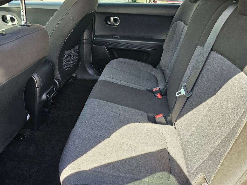 Certified 2024 Hyundai Ioniq 5 SE RWD image 18